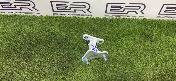 Петля двери передняя левая верхняя Mercedes V167 C167