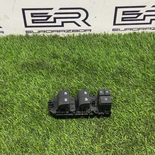 Блок управления стеклоподъемниками Toyota Hilux 8 Блок управления стеклоподъемниками Toyota Hilux