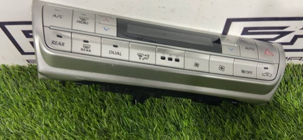 Блок управления климат контроля Toyota Land Cruiser Prado