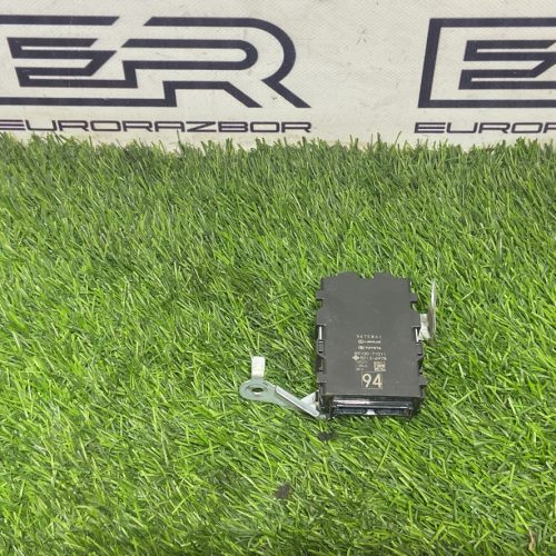 Блок комфорта Toyota Hilux 8 Рест 2023 Блок комфорта Toyota Hilux 8 Рест