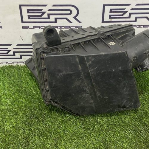 Корпус воздушного фильтра Volvo XC90 2.0 дизель