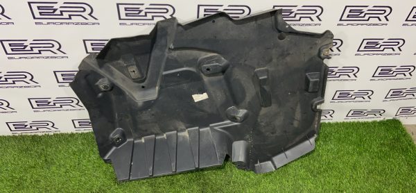 Защита днища Mercedes W205