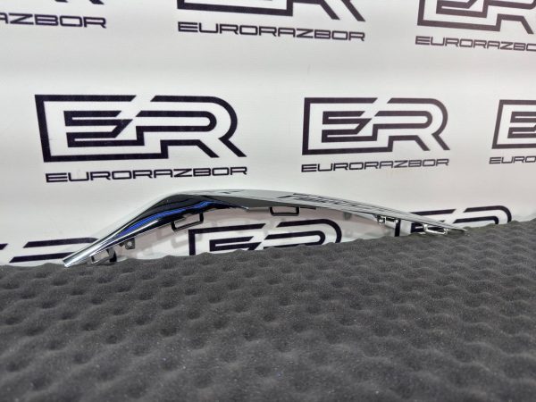 Молдинг бампера правый Mercedes CLA C117 рест