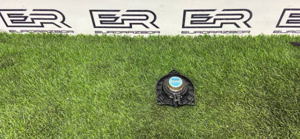 Динамик Volvo XC90