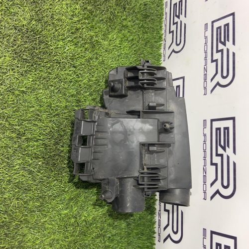 Корпус воздушного фильтра Mercedes W204 M271