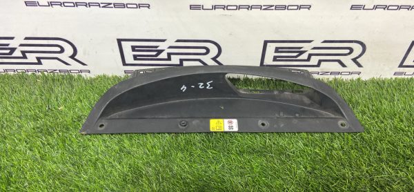 Воздухозаборник Jaguar F Pace