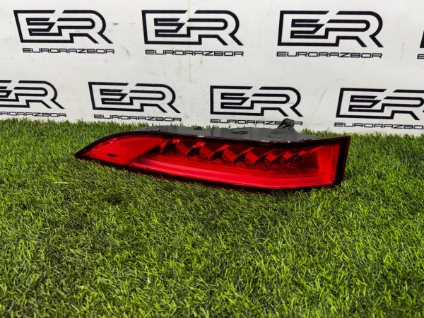 Фонарь левый Jaguar F Pace X761