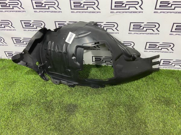 Подкрылок передний левый Mercedes C Class W205