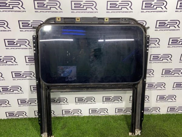 Люк Porsche Cayenne 955.