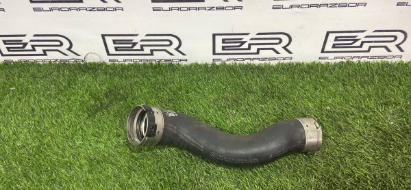 Патрубок интеркулера правый Mercedes W212