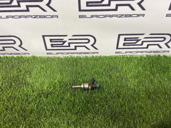 Форсунка топливная Mercedes M271