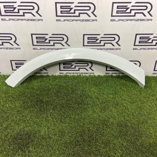 Молдинг крыла задний правый Audi Q7 Q8 4M