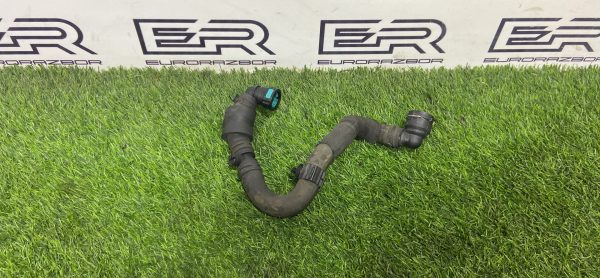 Патрубок системы охлаждения Jaguar F Pace Х761