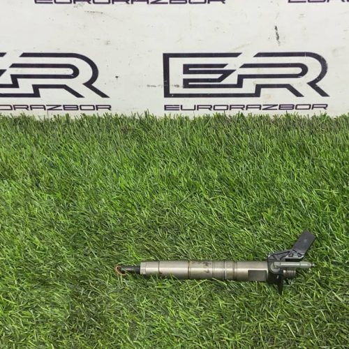 Форсунка топливная Mercedes OM651