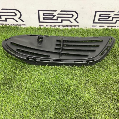 Решётка переднего бампера нижняя левая Mercedes С Class W205