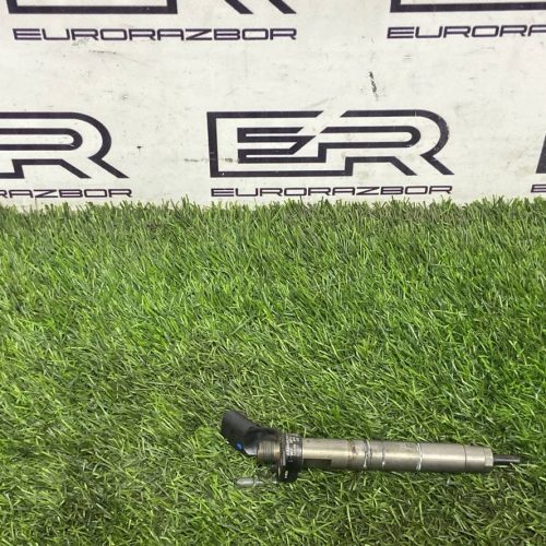 Форсунка топливная Mercedes OM651