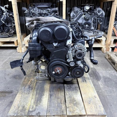 Двигатель Mazda 2017 2.0 бензин PE