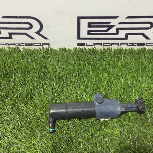 Форсунка омывателя фары правая для Mercedes W212