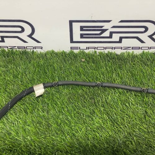 Трубка обратки форсунок Land Rover Range Rover Velar L560