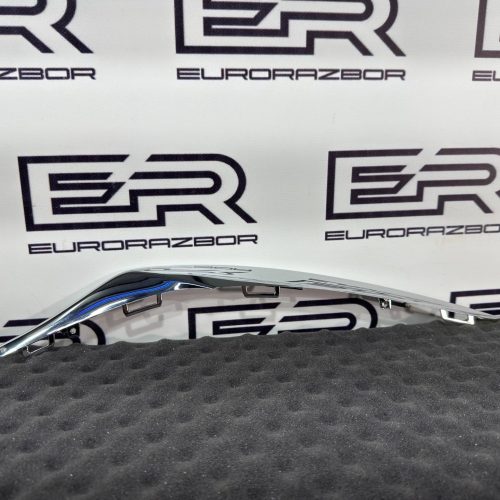 Молдинг бампера правый Mercedes CLA C117 рест