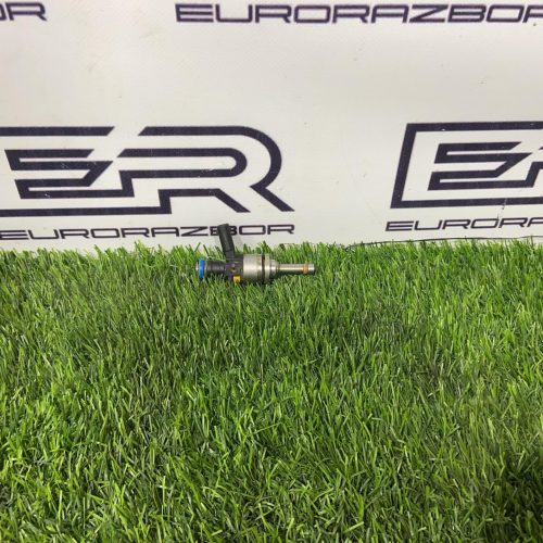 Форсунка топливная Mercedes M271