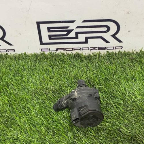 Насос охлаждающей жидкости дополнительный Mercedes W167 C167 X167