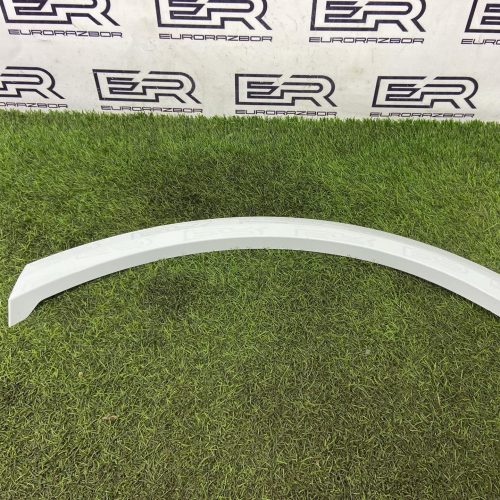 Молдинг крыла задний левый Audi Q7 Q8 4M