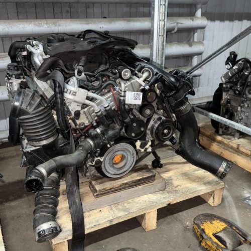 Двигатель в сборе B57D30A