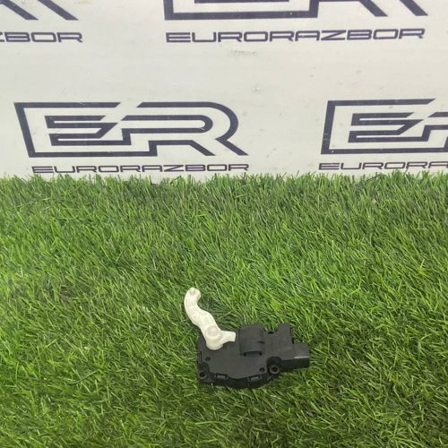 Моторчик заслонки печки Jaguar F Pace Velar