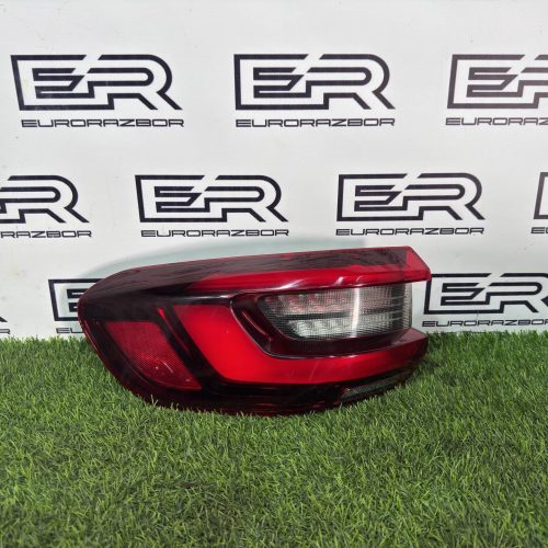 Фонарь задний правый BMW X5 G05 (2018—2023)