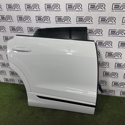 Дверь задняя правая Audi Q8 4M