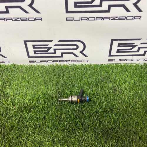 Форсунка топливная Mercedes M271