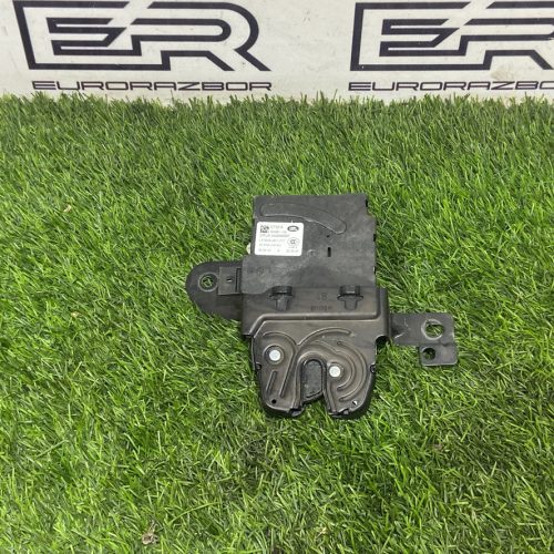 Замок крышки багажника Range Rover L405