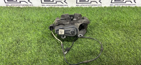 Суппорт тормозной задний правый Range rover l405 L494