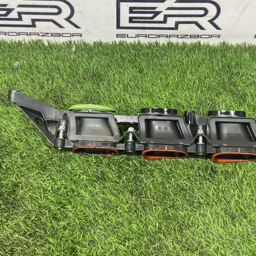 Промежуточный фланец впускного коллектора правый m276 Mercedes W212