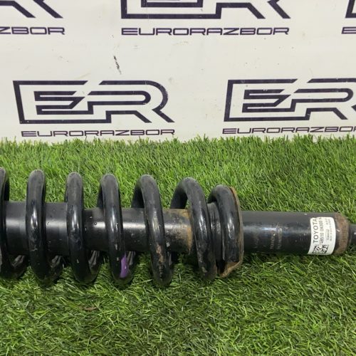 Амортизатор передний для Toyota Hilux 8 Рест