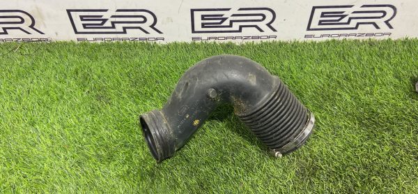 Патрубок воздушного фильтра Range Rover L 405 рестайлинг