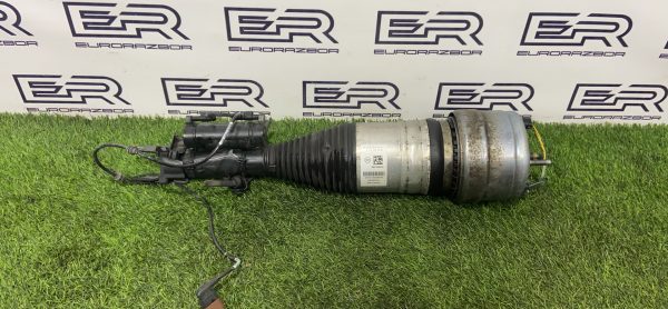Пневмостойка передняя Mercedes W213 A2133202300