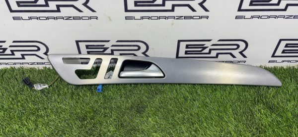 Декоративная накладка двери передняя правая Mercedes Benz GLE W166