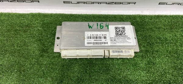 Блок управления пневмоподвеской Mercedes W164