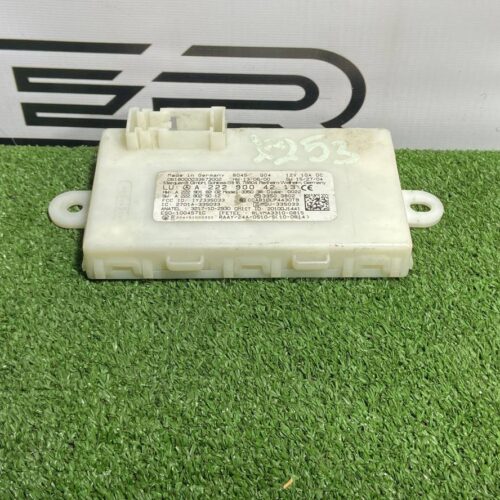 Блок управления бесключевым доступом Mercedes Benz