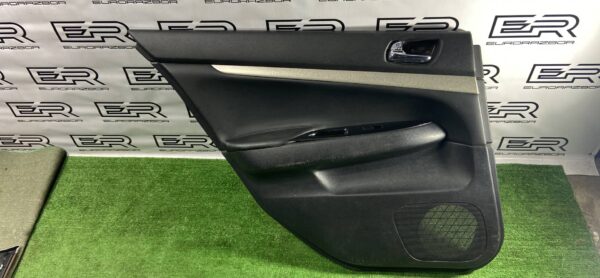 Обшивка двери задняя левая Infiniti G V36
