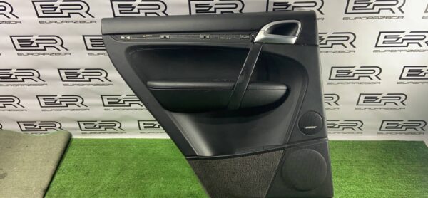 Обшивка двери задняя левая porsche cayenne