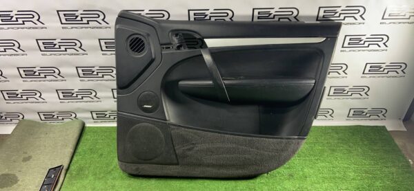 Обшивка двери передняя правая porsche cayenne