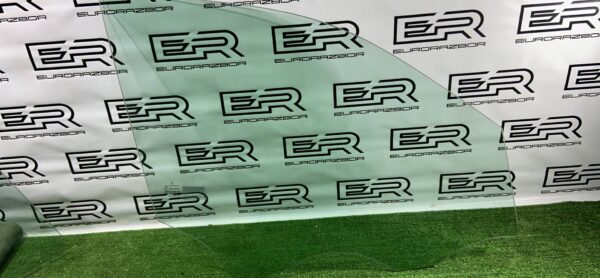 Стекло двери переднее правое Mercedes W166