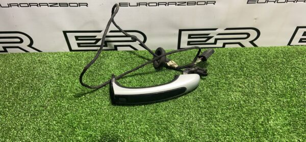 Ручка наружная двери передняя правая Volkswagen To