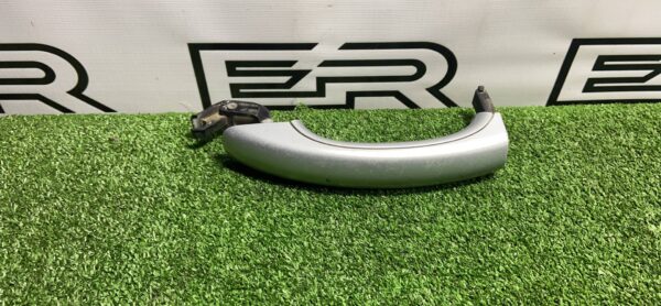 Ручка наружная двери передняя правая Volkswagen To