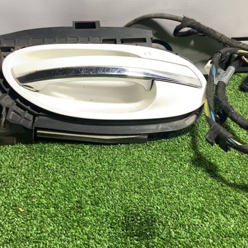 Ручка наружная двери задняя правая BMW E65