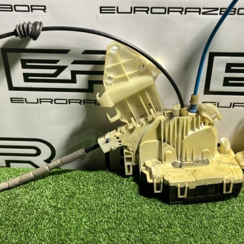 Замок задний левый двери Mercedes W212 W204 X204