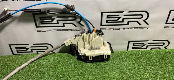 Замок задний левый двери Mercedes W212 W204 X204